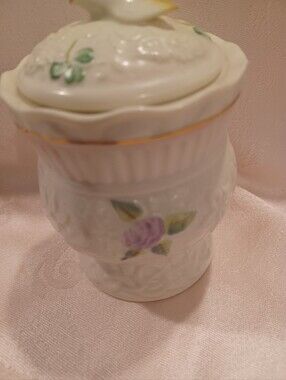 Vintage Belleek Songbird Gift Jar   2007